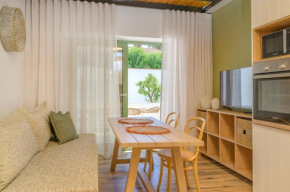 theopisti home